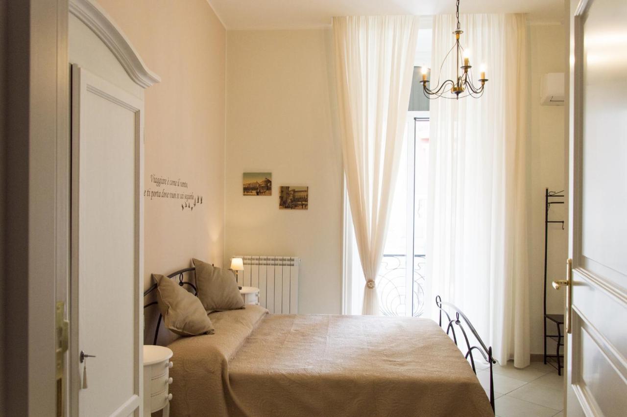 B&B La Rosa Dei Venti Napels Buitenkant foto