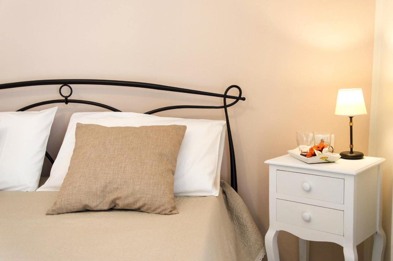 B&B La Rosa Dei Venti Napels Buitenkant foto